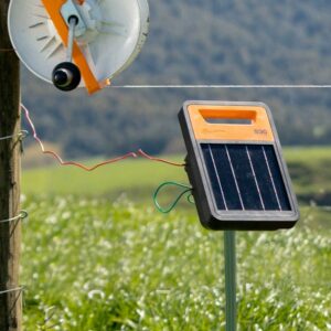 https://electricfencecanada.ca/wp-content/uploads/2023/06/S30-Solar-Fence-Energizer-in-field-300x300.jpg
